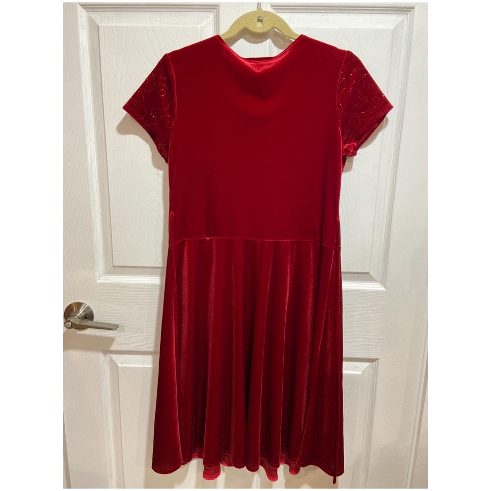 Byer Girl - Girls Chic Scarlet Velvet Midi Dress - Picture 3 of 4